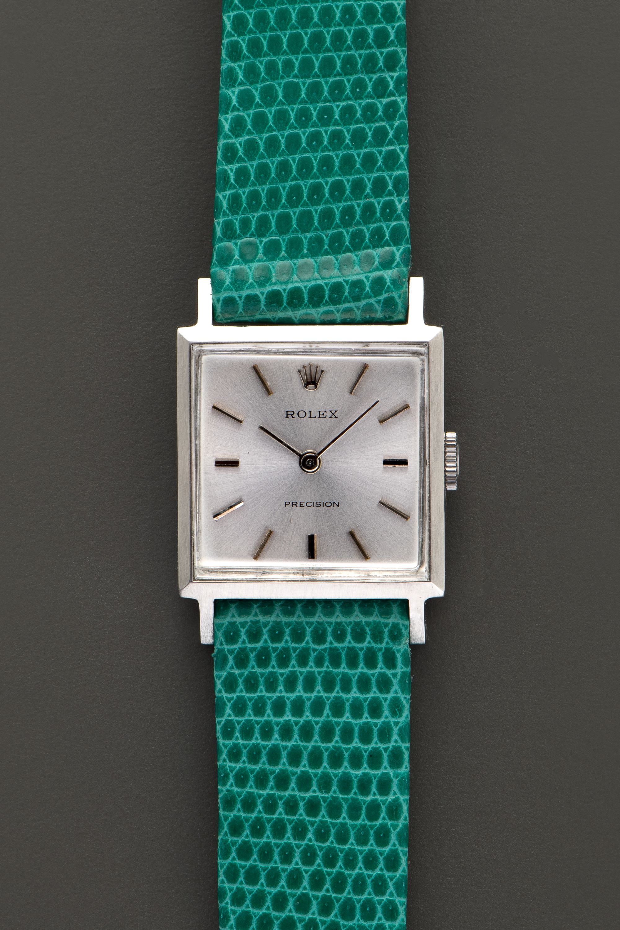 Ineichen Auctioneers - Square Ref. 2611 in Stainless Steel