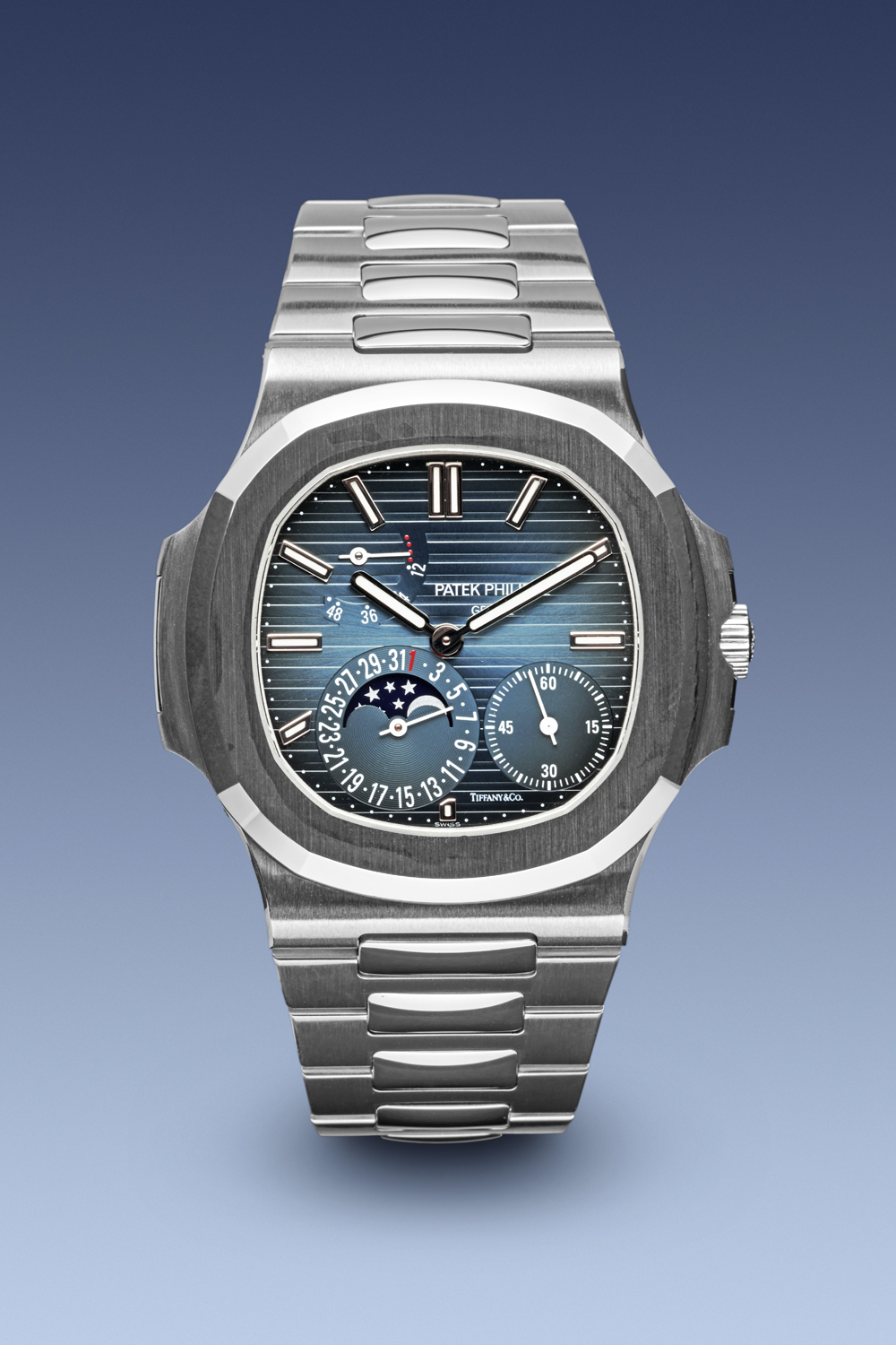 HQ Milton - 2016 Patek Philippe Nautilus 5712/1A Tiffany & Co, with Box and  Open P, Inventory #8284, For Sale
