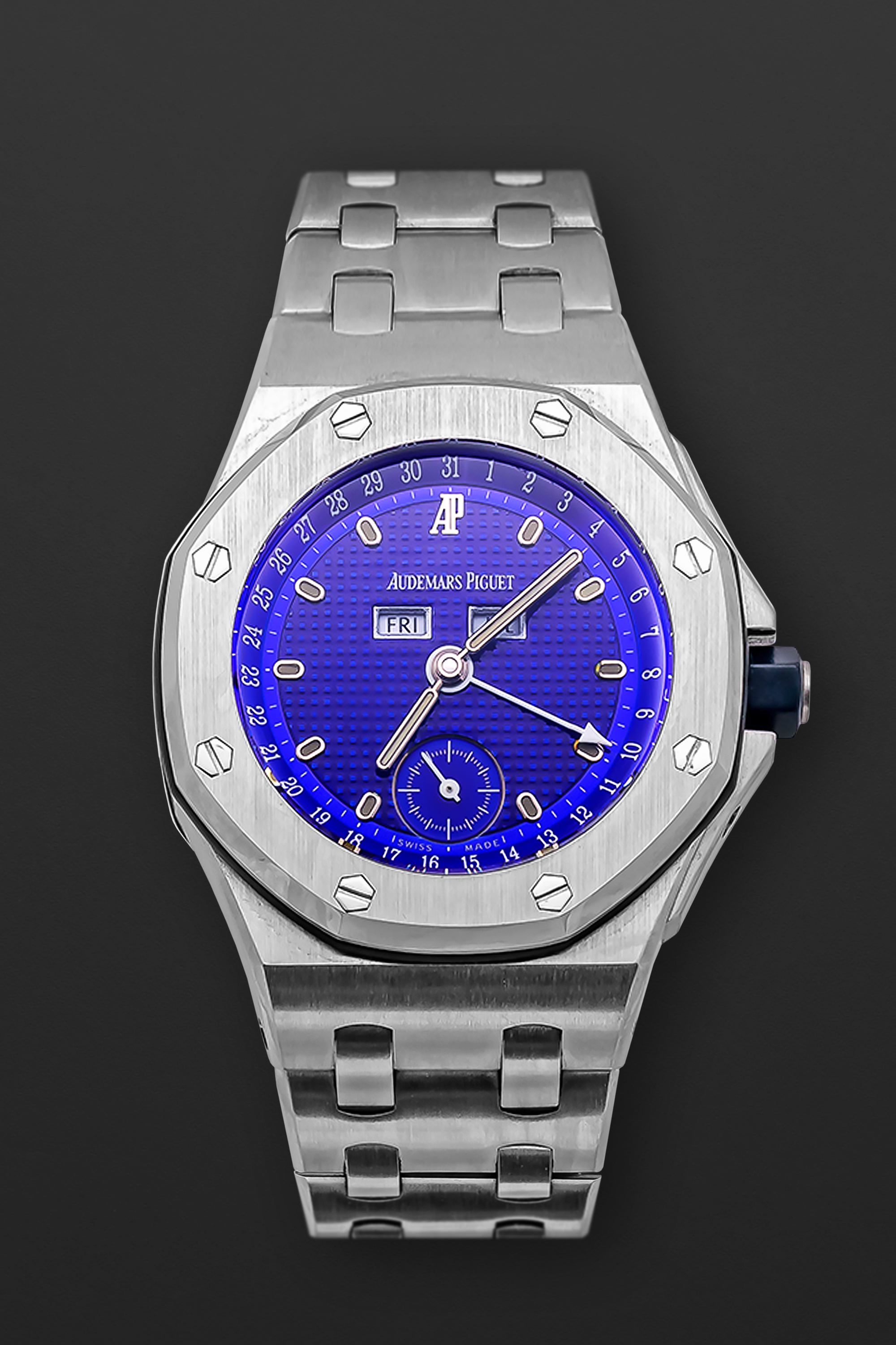 Ineichen Auctioneers - Royal Oak Offshore 'Nagano' Triple Calendar