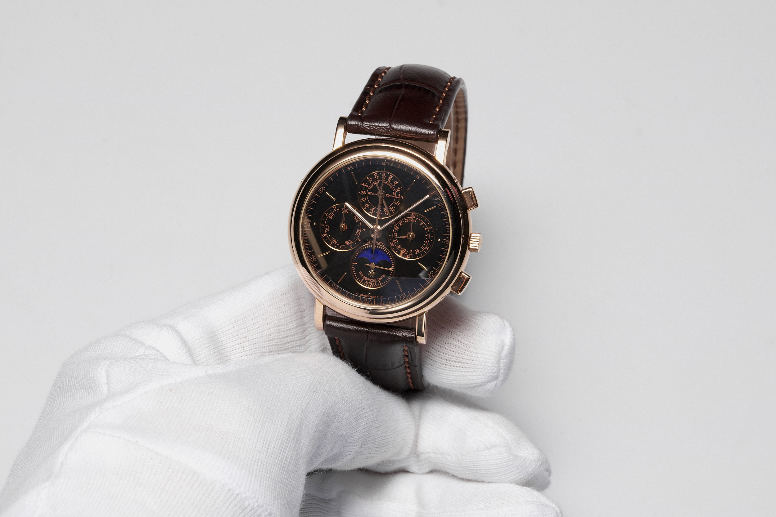 Ineichen Auctioneers - Vacheron Constantin Overseas Chronograph