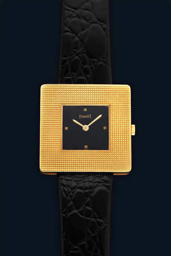 Clous de Paris Ref. 99014 in 18k Yellow Gold