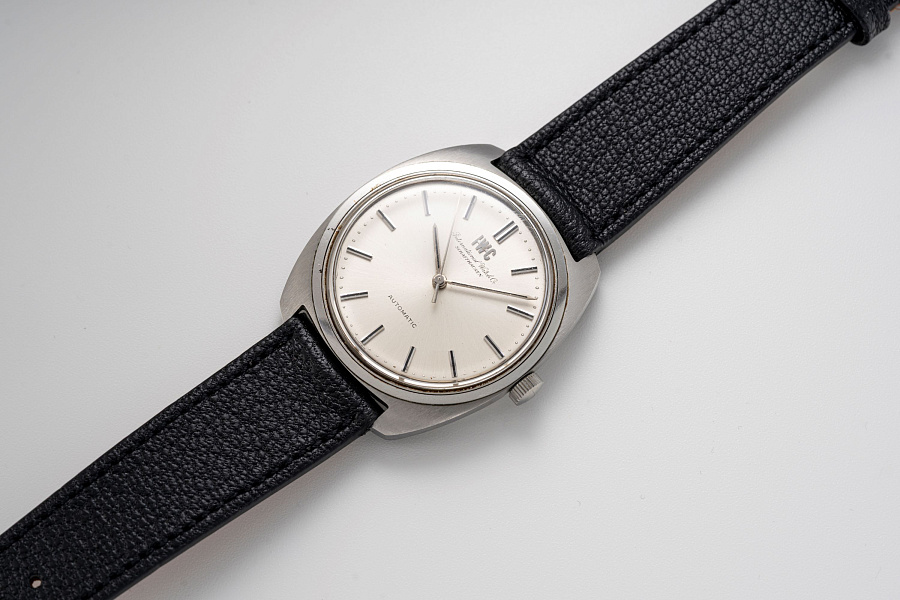 Automatic Cushion Case in Stainless Steel