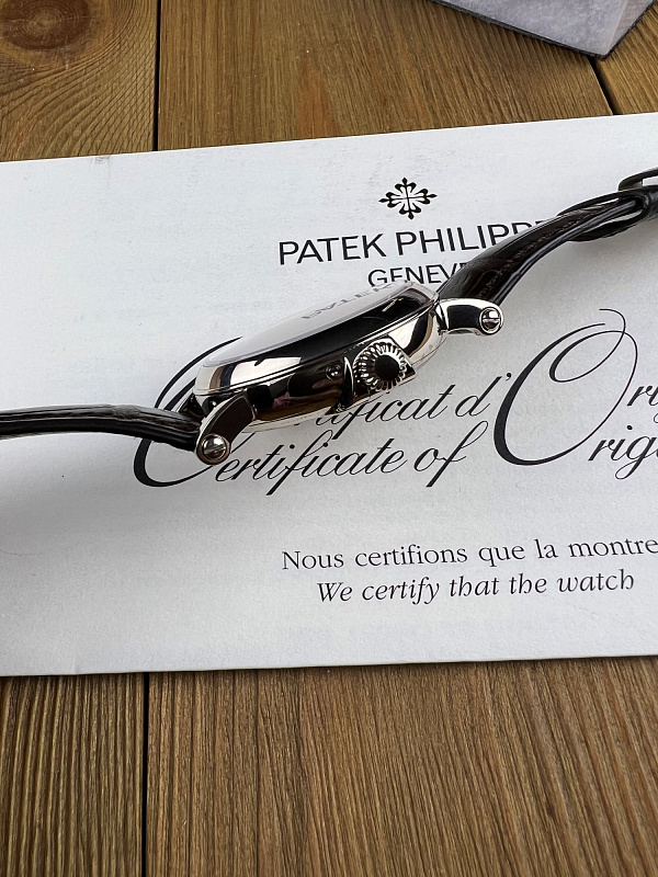 Perpetual Calendar Retrograde ‘Officer’ 5159 White Gold