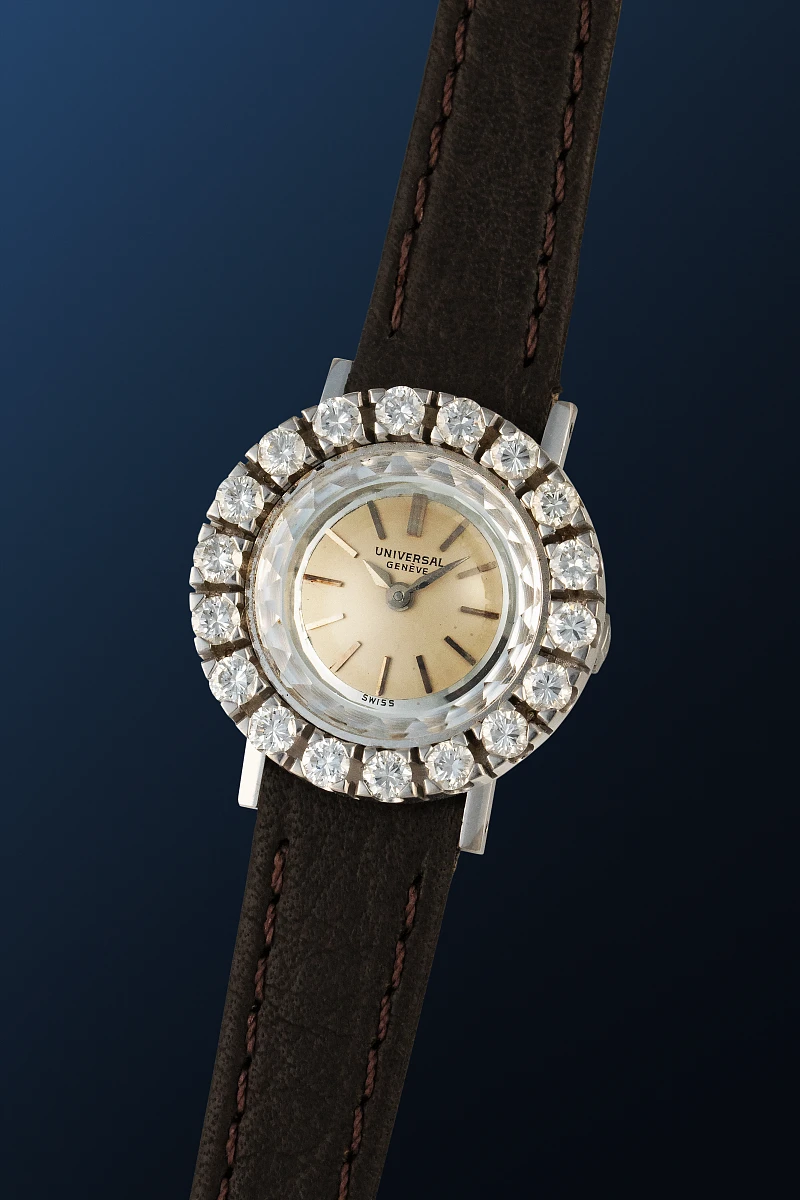 Cocktail Watch in 18k White Gold with Diamonds