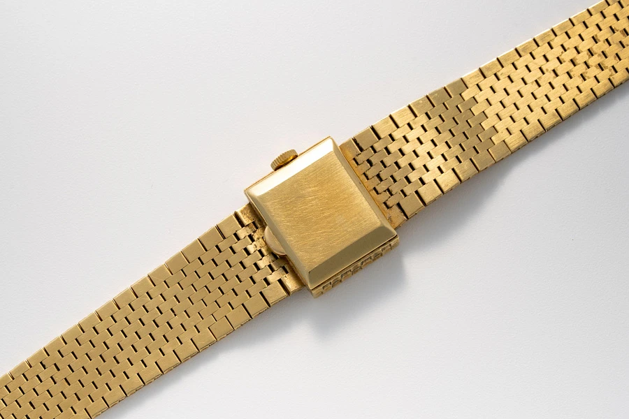 Ladies Watch Ref. 3322 with Woven Bracelet in 18k Yellow Gold
