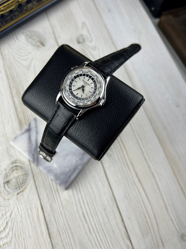 World Time 5110 White Gold