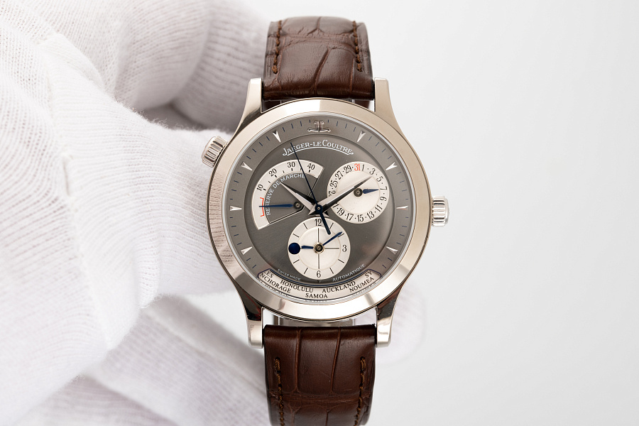 Master Control 18K White Gold