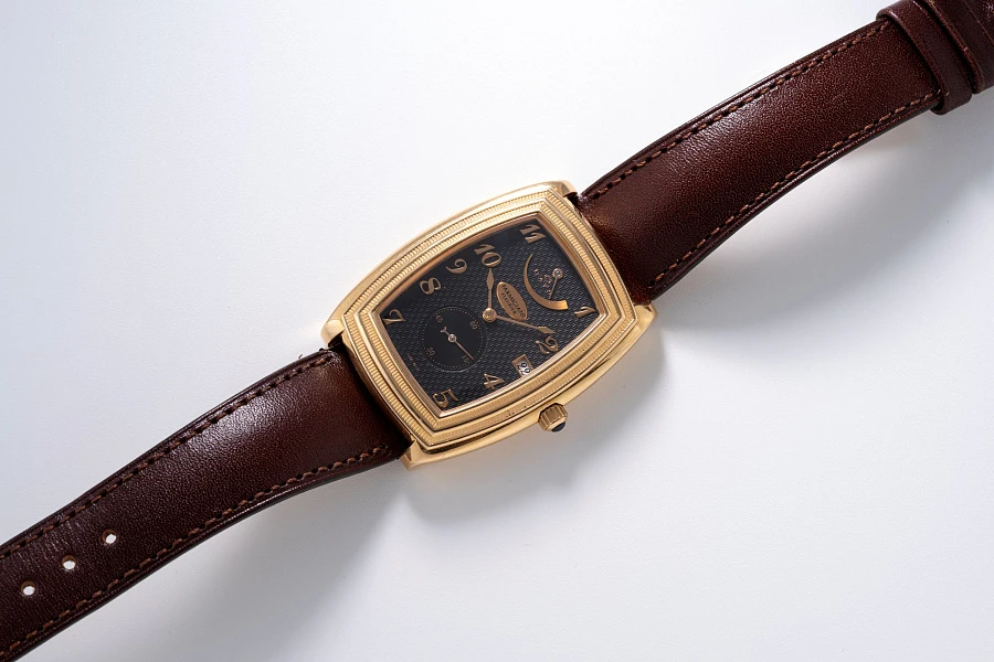 Ionica Hebdomadaire Ref. PF000338 in 18k Rose Gold