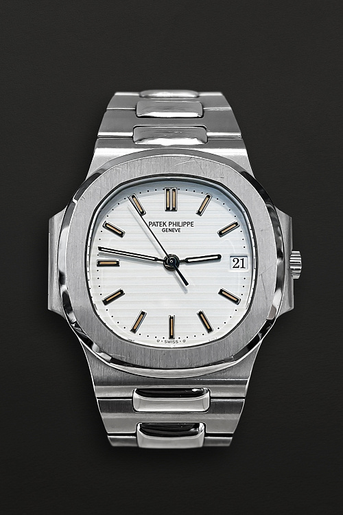 Nautilus 3800 White Dial