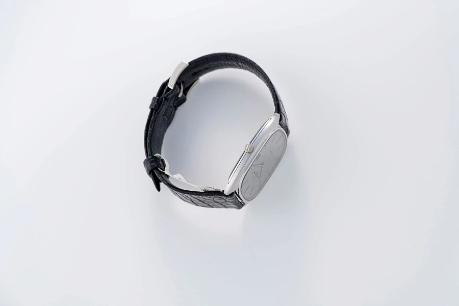 Ultra Thin Cushion Case Automatic Watch Ref. 2045Q in 18k White Gold