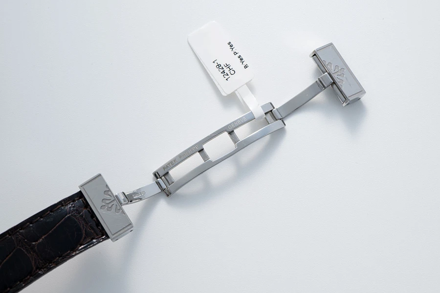 Ref. 5055 in 18k White Gold