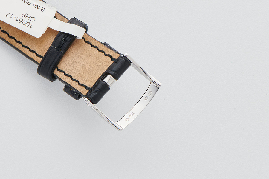 Diagono in 18k White Gold