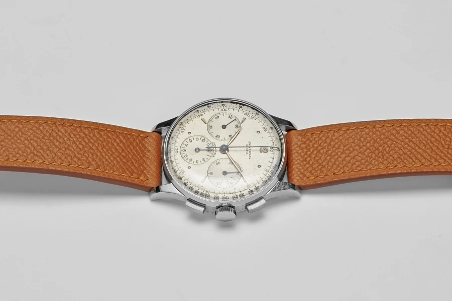 Universal Geneve Compax