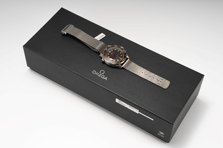 Seamaster 300m 'James Bond' in Titanium