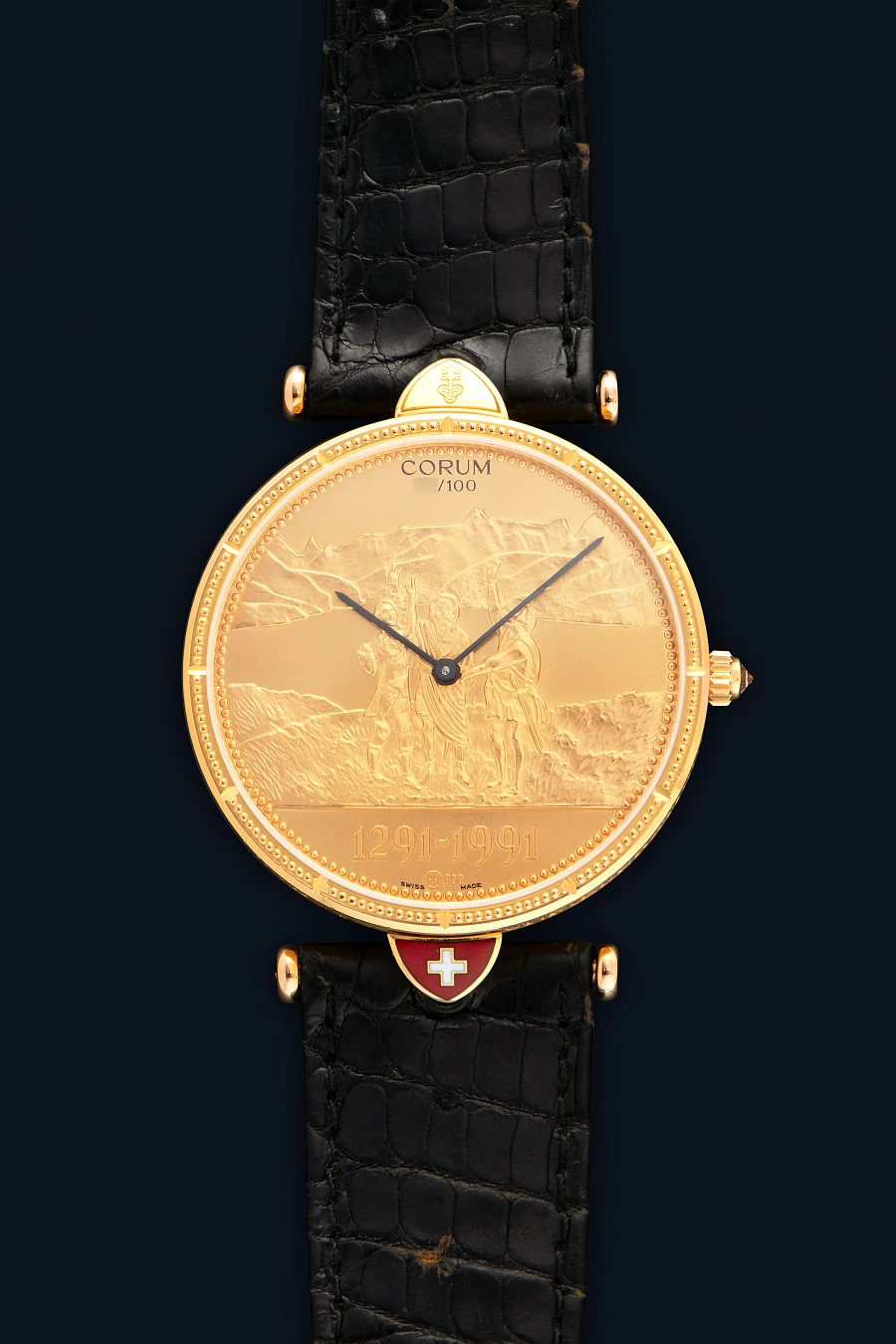 Helvetica Ref. 5564556 in 18k Yellow Gold