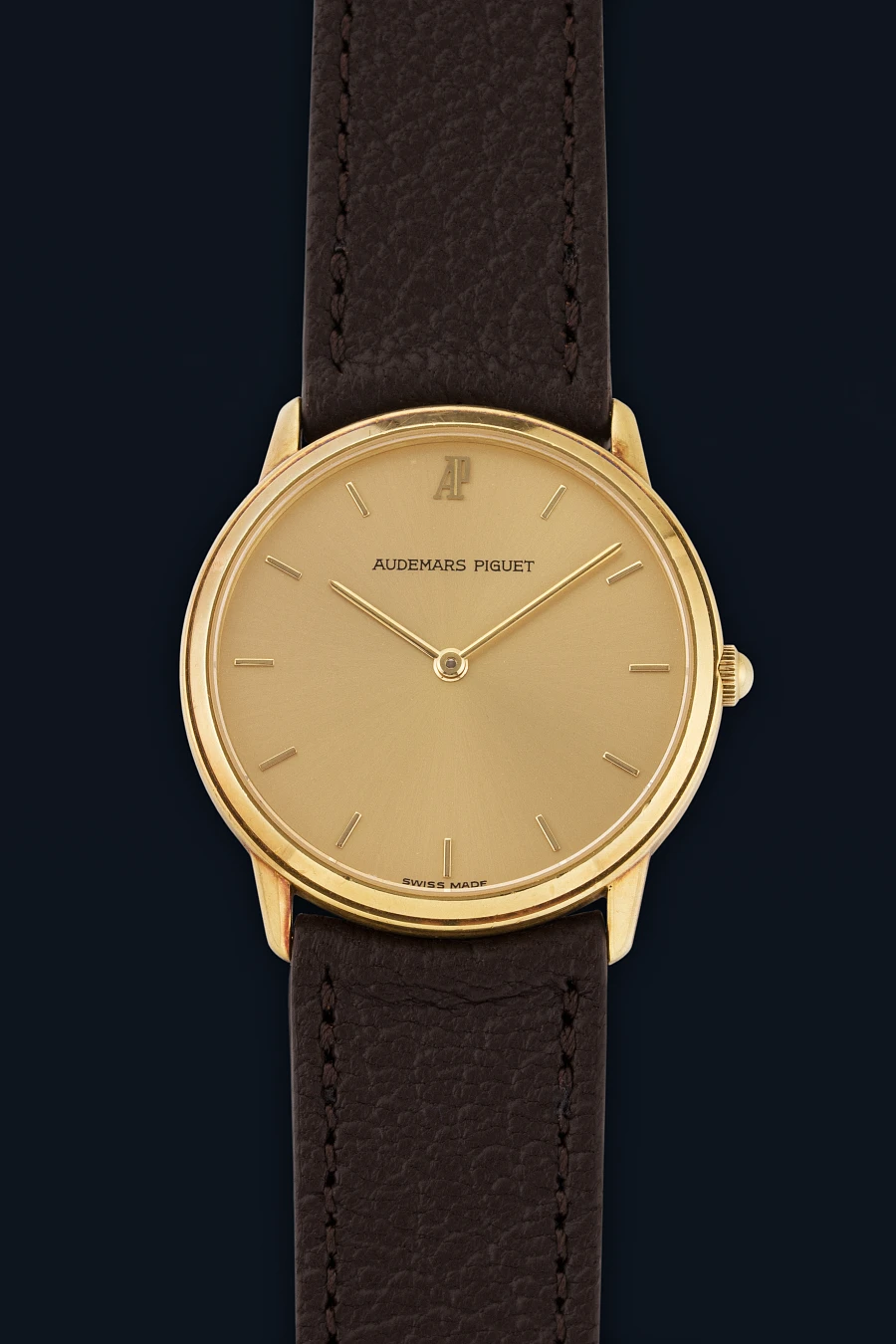 Quartz Dress Watch in 18k Yellow Gold