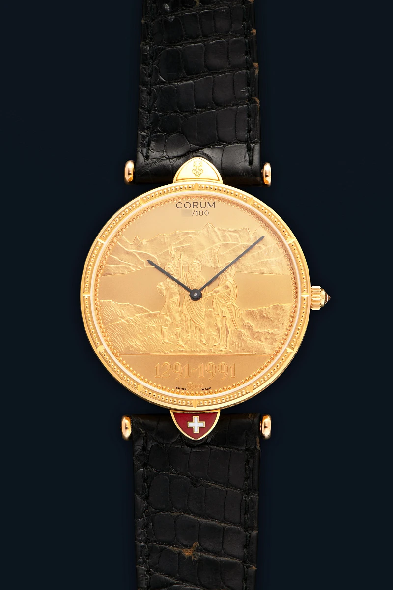 Helvetica Ref. 5564556 in 18k Yellow Gold