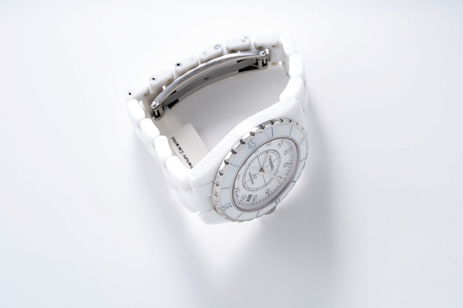 J12 Automatic Ref. H1629 in Ceramic