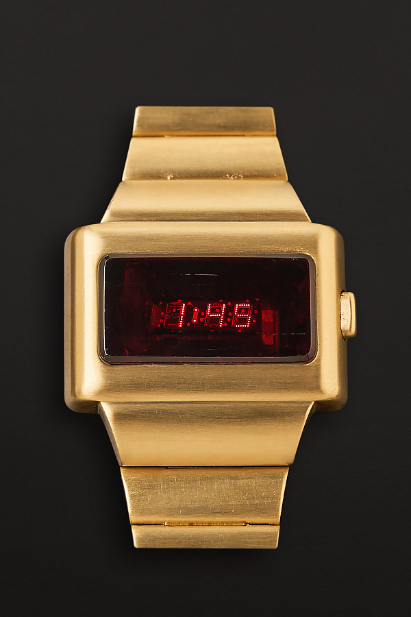 TC1 LED Mark 1 in 18K Yellow-Gold