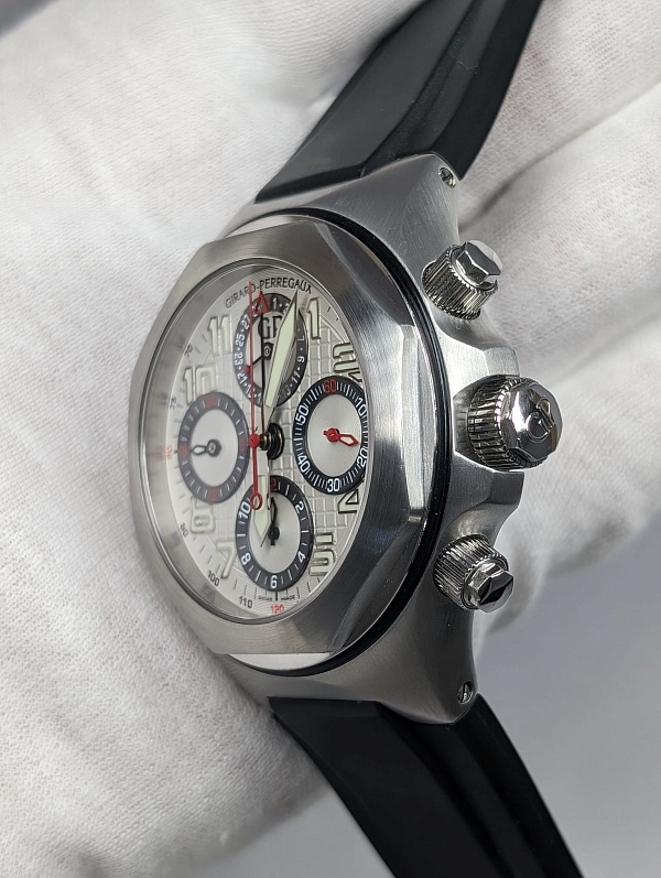 Laureato Evo3 Chronograph