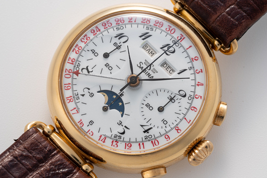 Vintage Triple Calendar Chronograph Ref. 36101 in 18k Yellow Gold