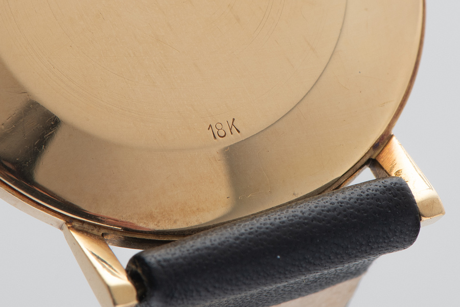 Dress Watch in 18k Yellow Gold