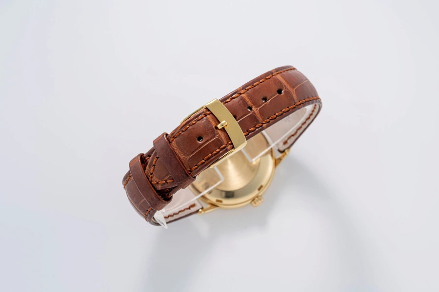 'Gübelin' Double-Signed Calatrava Ref. 3425 in 18k Yellow Gold