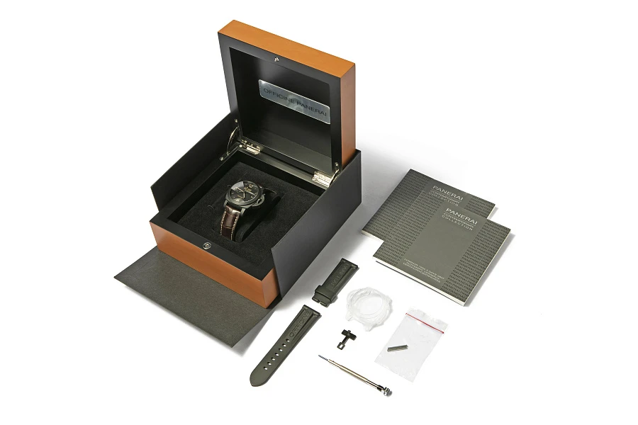 Panerai Luminor 1950 Ceramica GMT