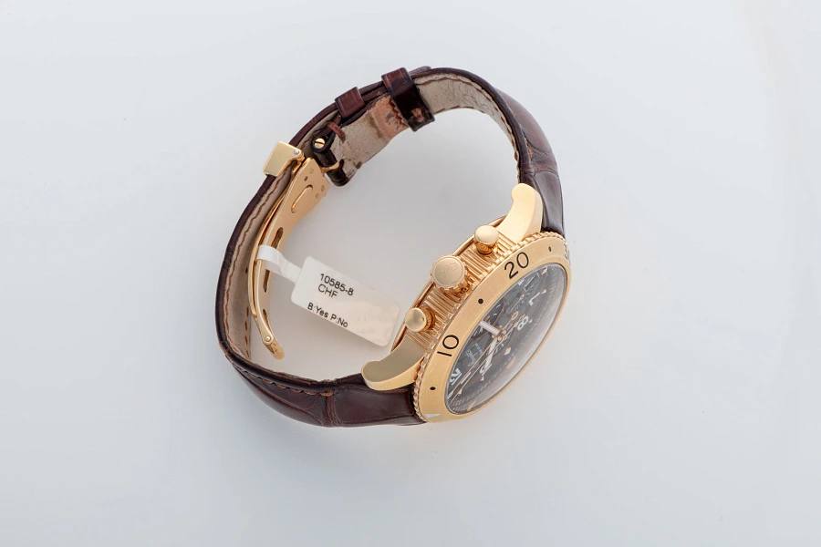 Type XXI Retour en Vol Ref. 3810 in 18K Rose Gold