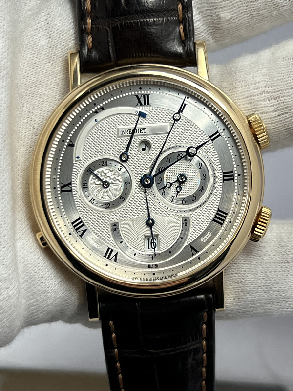 Classique 5707 Le Réveil du Tsar Yellow Gold