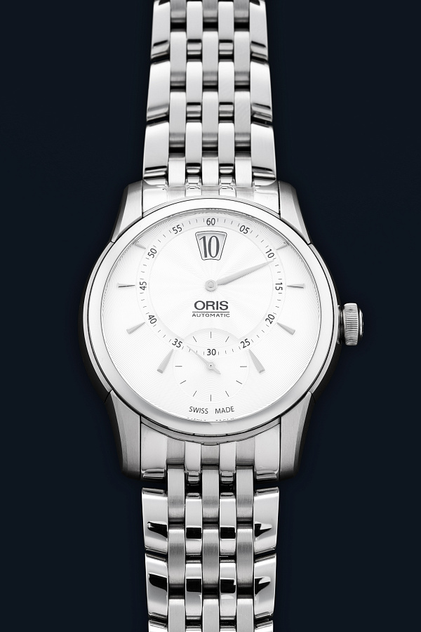 Artelier Jumping Hour in Stainless Steel