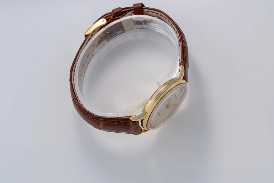 'Gübelin' Double-Signed Calatrava Ref. 3425 in 18k Yellow Gold