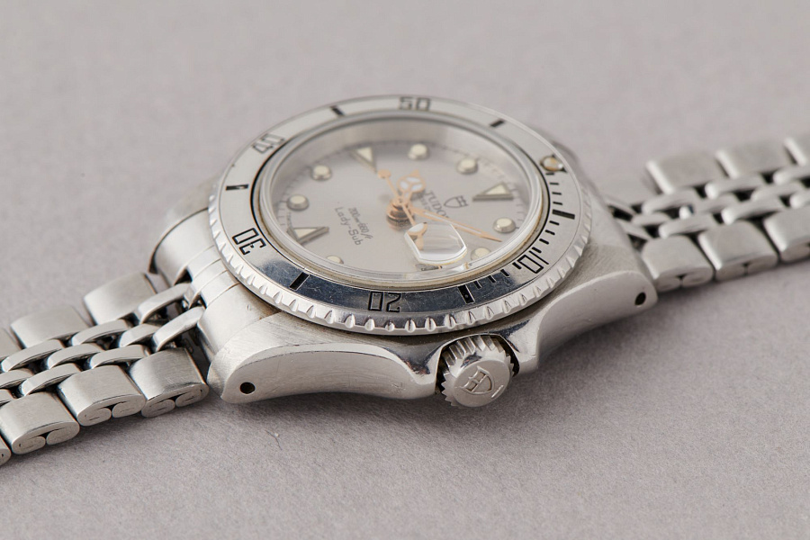 Lady-Sub Tritium