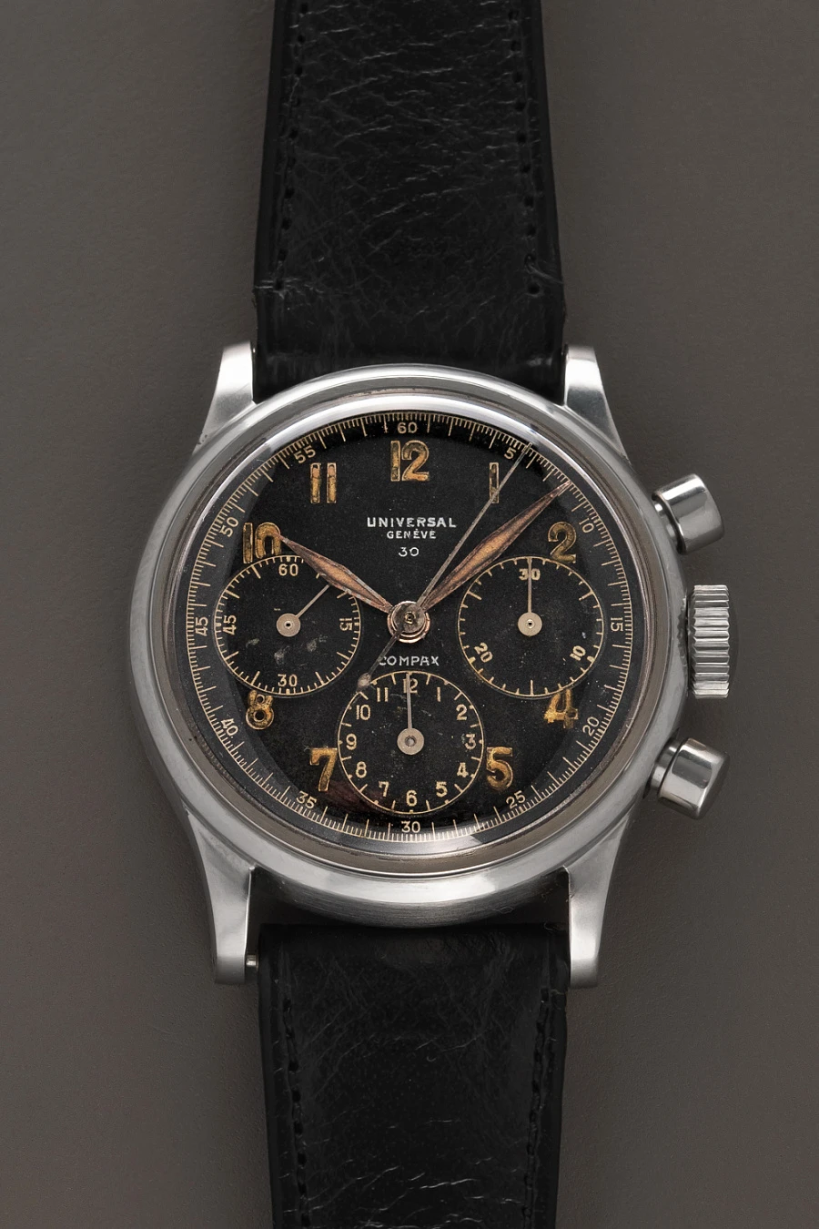 30 Compax Chronograph