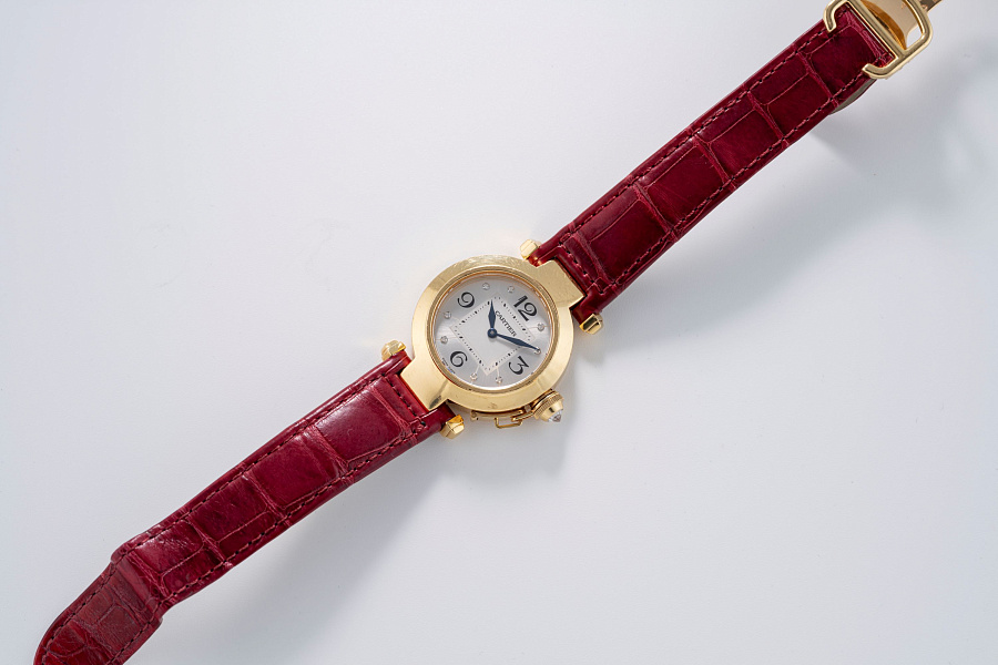 Pasha Ref. 2811 in 18k Yellow Gold