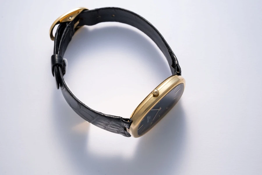 Ellipse Ref. 3738/100 in 18k Yellow Gold