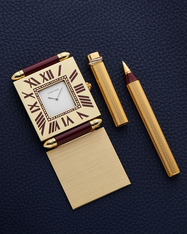 Alarm Clock Table & Pen