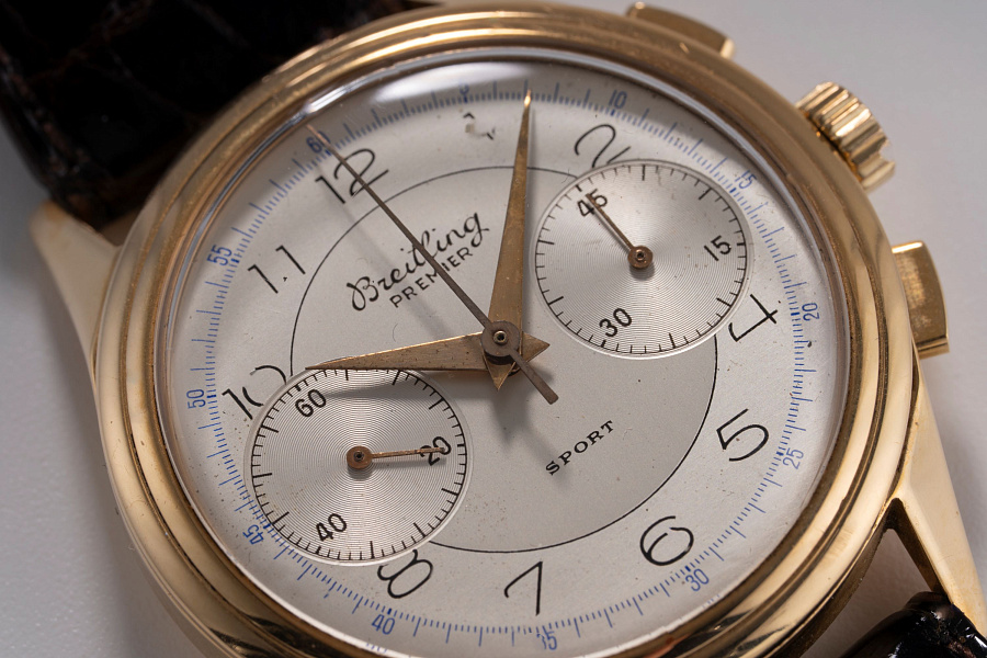Premier Sport Chronograph in 18k Yellow Gold