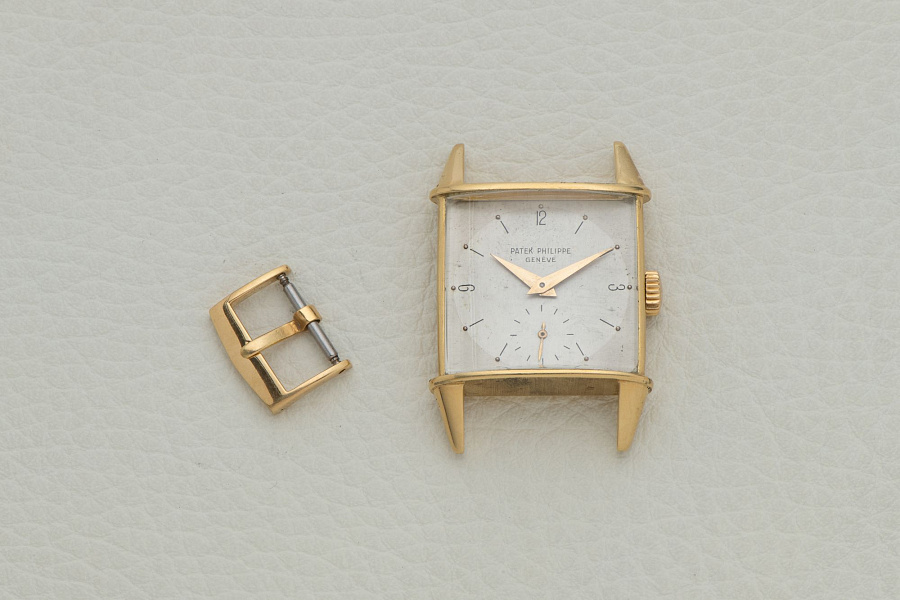 Square in 18k Yellow Gold