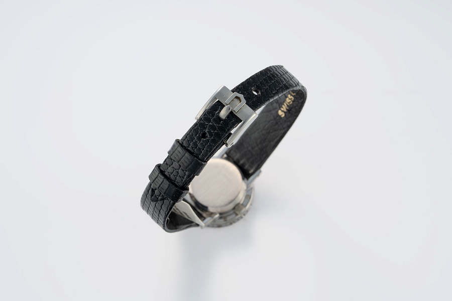 Cocktail Watch in 18k White Gold with Diamonds