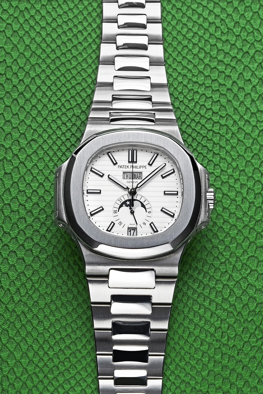 Nautilus Annual Calendar