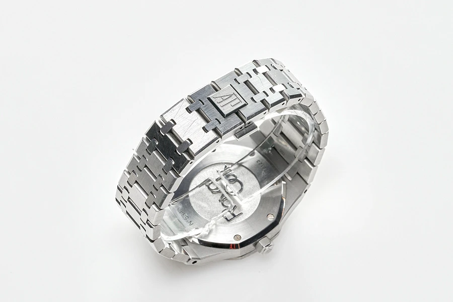 Audemars Piguet Royal Oak Dual Time