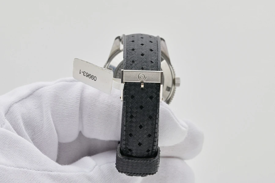 Bathyscaphe Diver