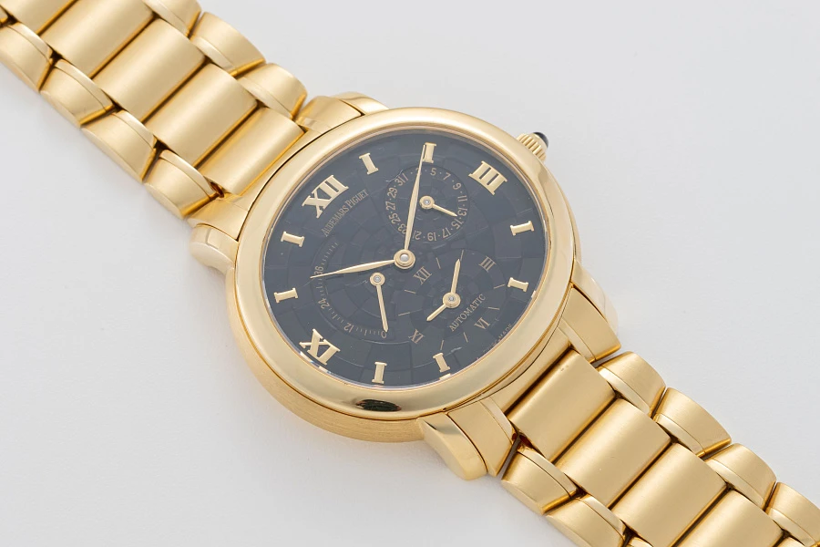 Millenary Ref. 25778 in 18k Yellow Gold