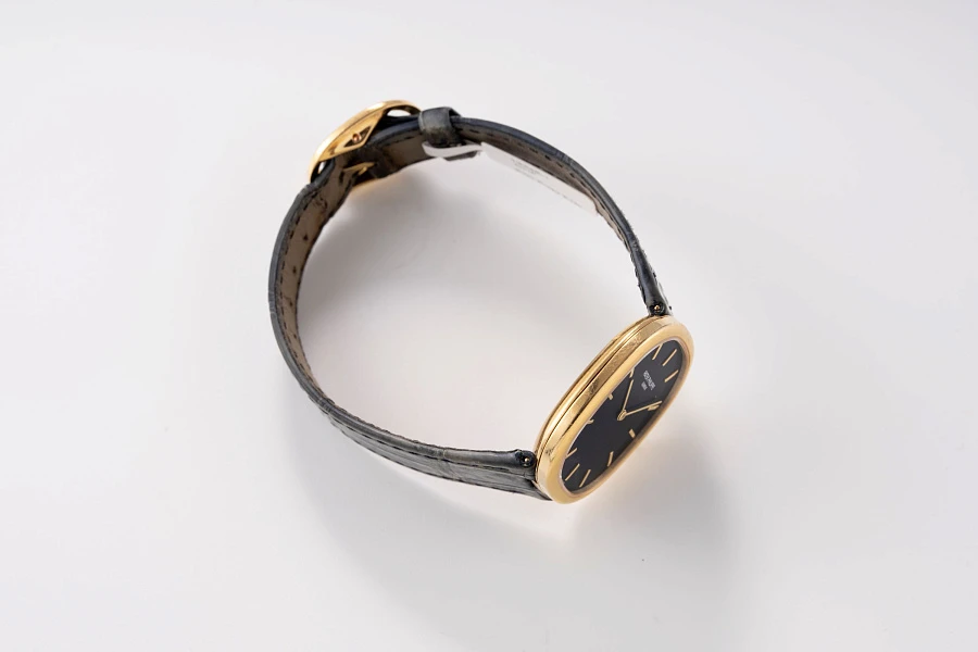 Ellipse Ref. 3738/100J in 18k Yellow Gold