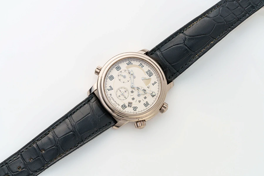 Leman Reveil Ref. 2041 in 18k White Gold