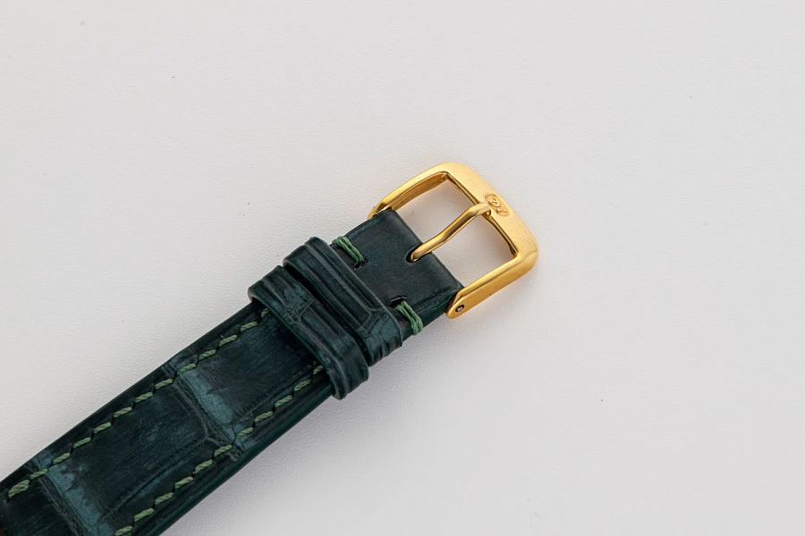 Calatrava-Style Watch in 18k Yellow Gold