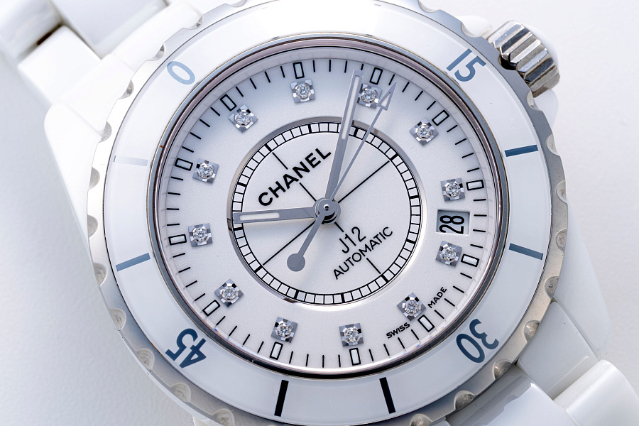 J12 Automatic Ref. H1629 in Ceramic