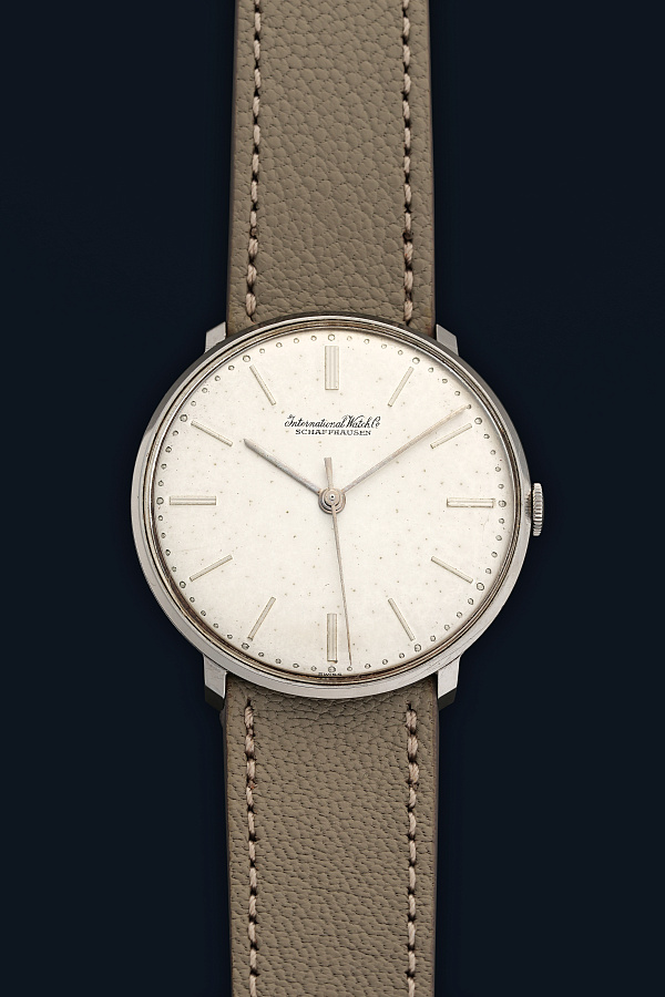 Stubby Lugs Dress Watch in Stainless Steel