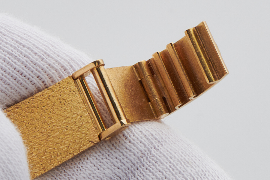 Matic Sahida 'Frosted Bracelet' in 18k Yellow Gold